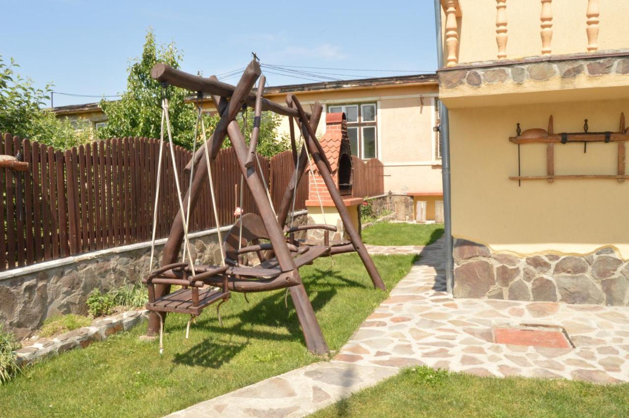Casa Vlasea Albesti Sighisoara Bed and Breakfast Exterior foto